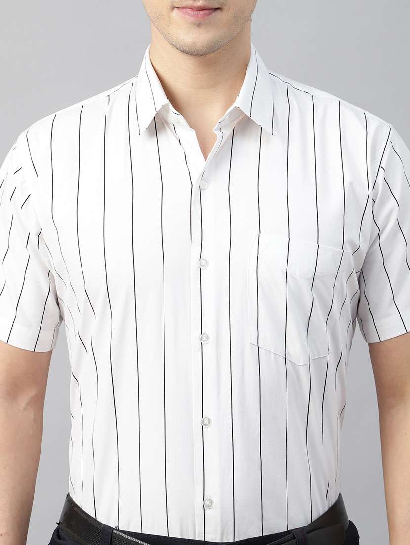 men striped collared short sleeve shirt - 22039467 - Standard Image - 4
