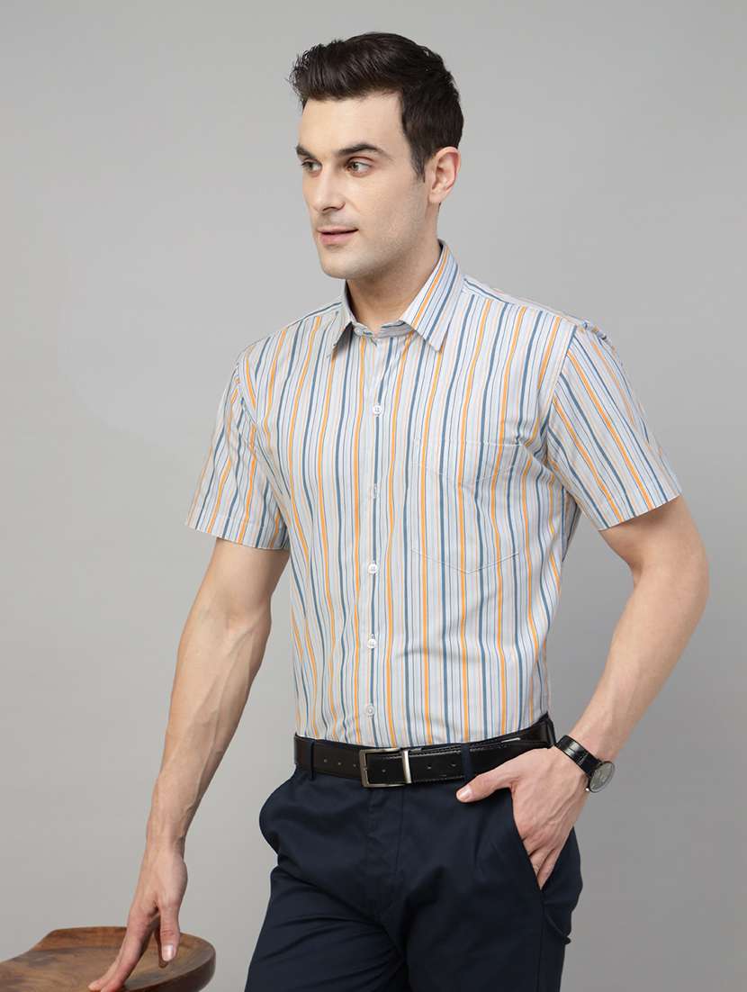 men striped collared shorts sleeve shirt - 22039611 -  Standard Image - 4