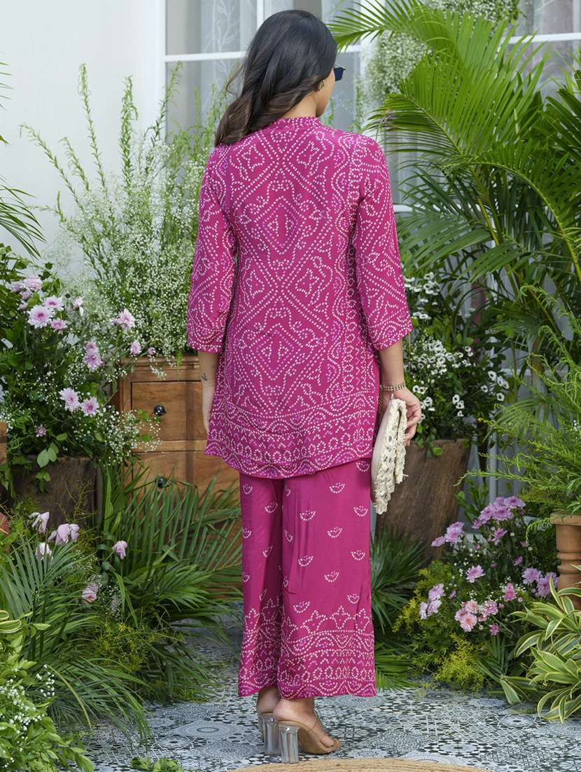 women bandhani print three quarter sleeve ethnic co-ord set - 22039730 -  Standard Image - 4