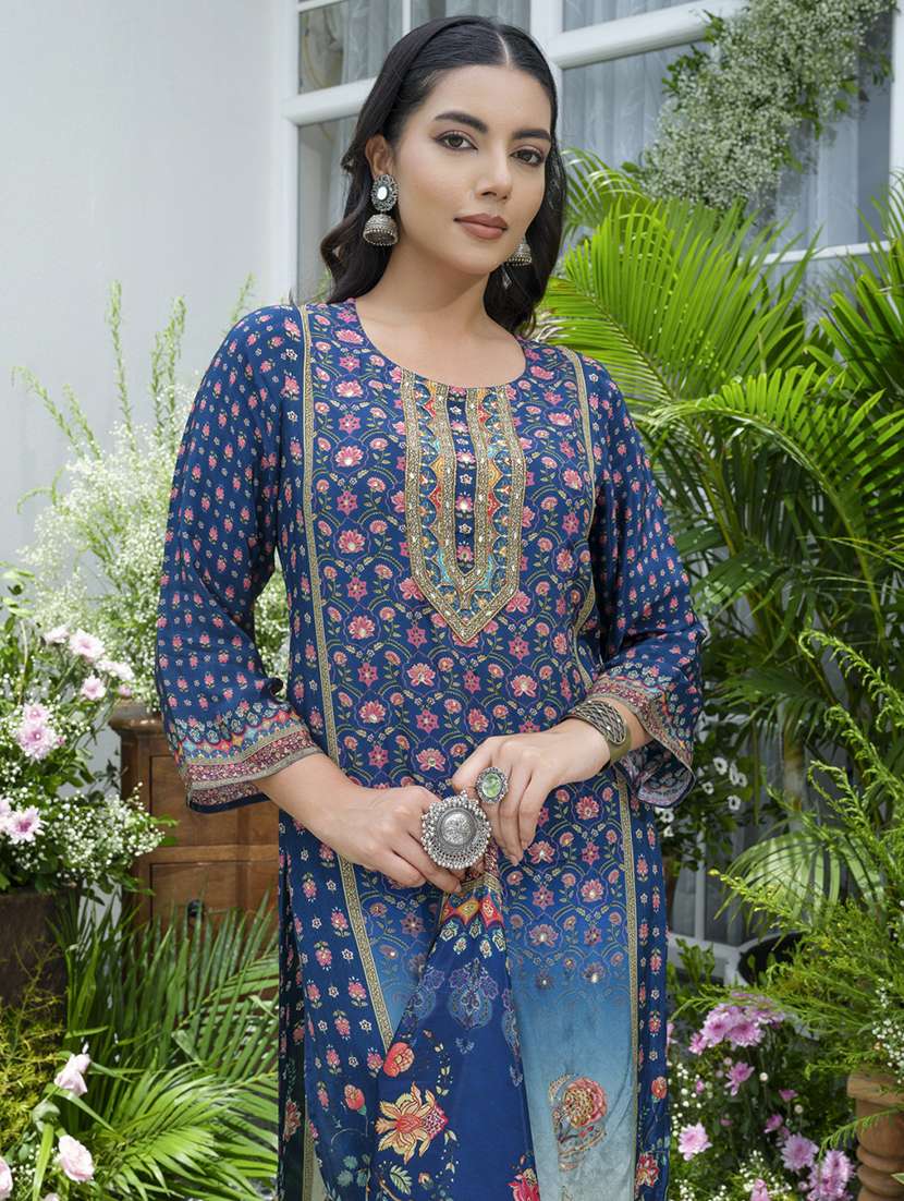 women printed kurta and pant with dupatta set - 22039756 -  Standard Image - 4