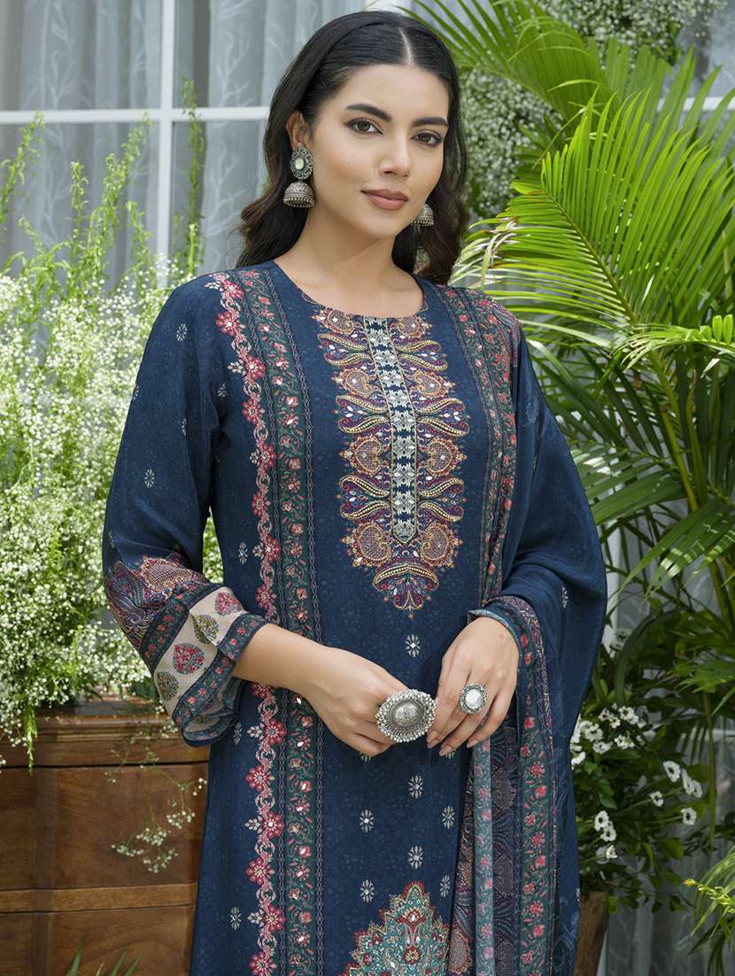 women printed kurta and pant with dupatta set - 22039758 -  Standard Image - 4
