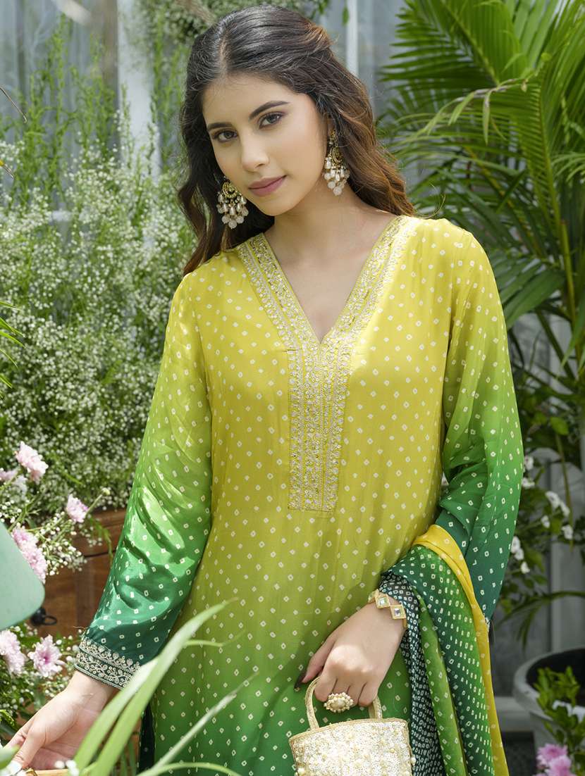 women printed kurta and pant with dupatta set - 22039759 - Standard Image - 4