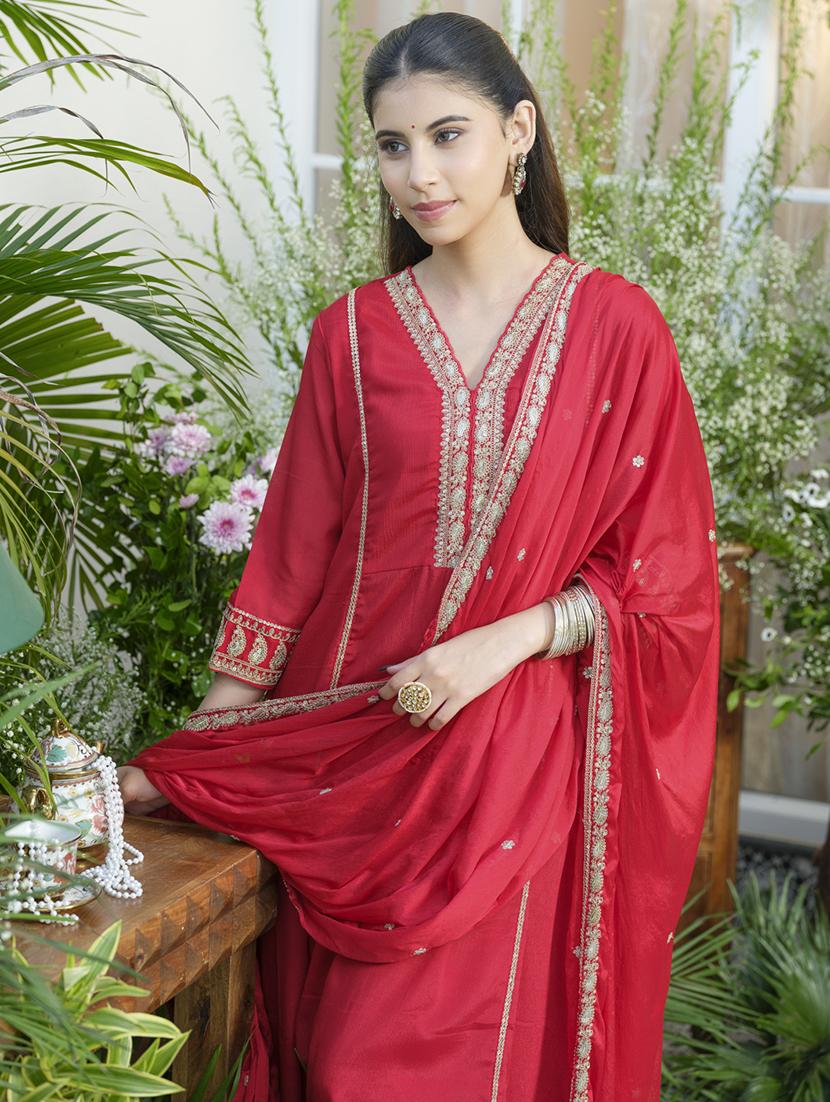 women embroidered kurta and pant with dupatta set - 22039767 - Standard Image - 1