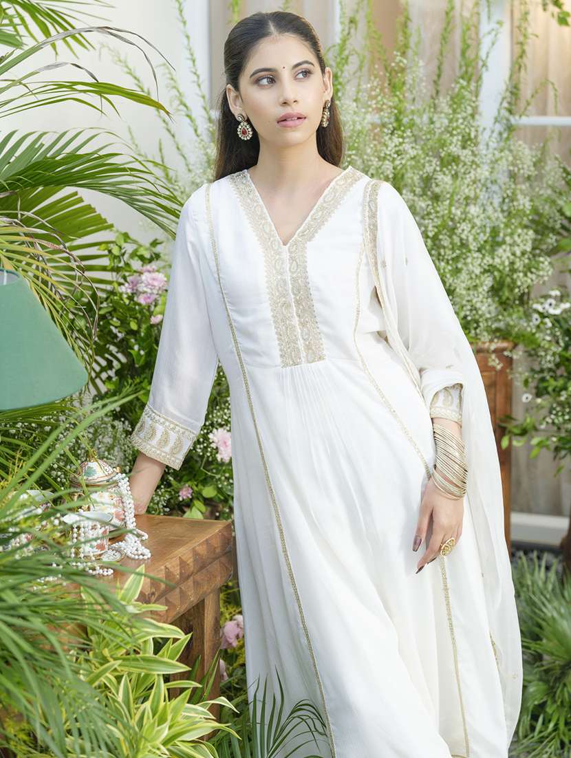 women embroidered kurta and pant with dupatta set - 22039771 -  Standard Image - 1