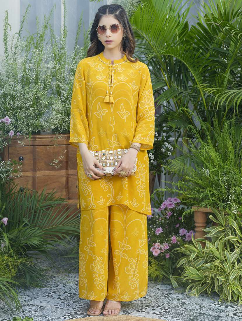 women printed three quarter sleeve ethnic co-ord set