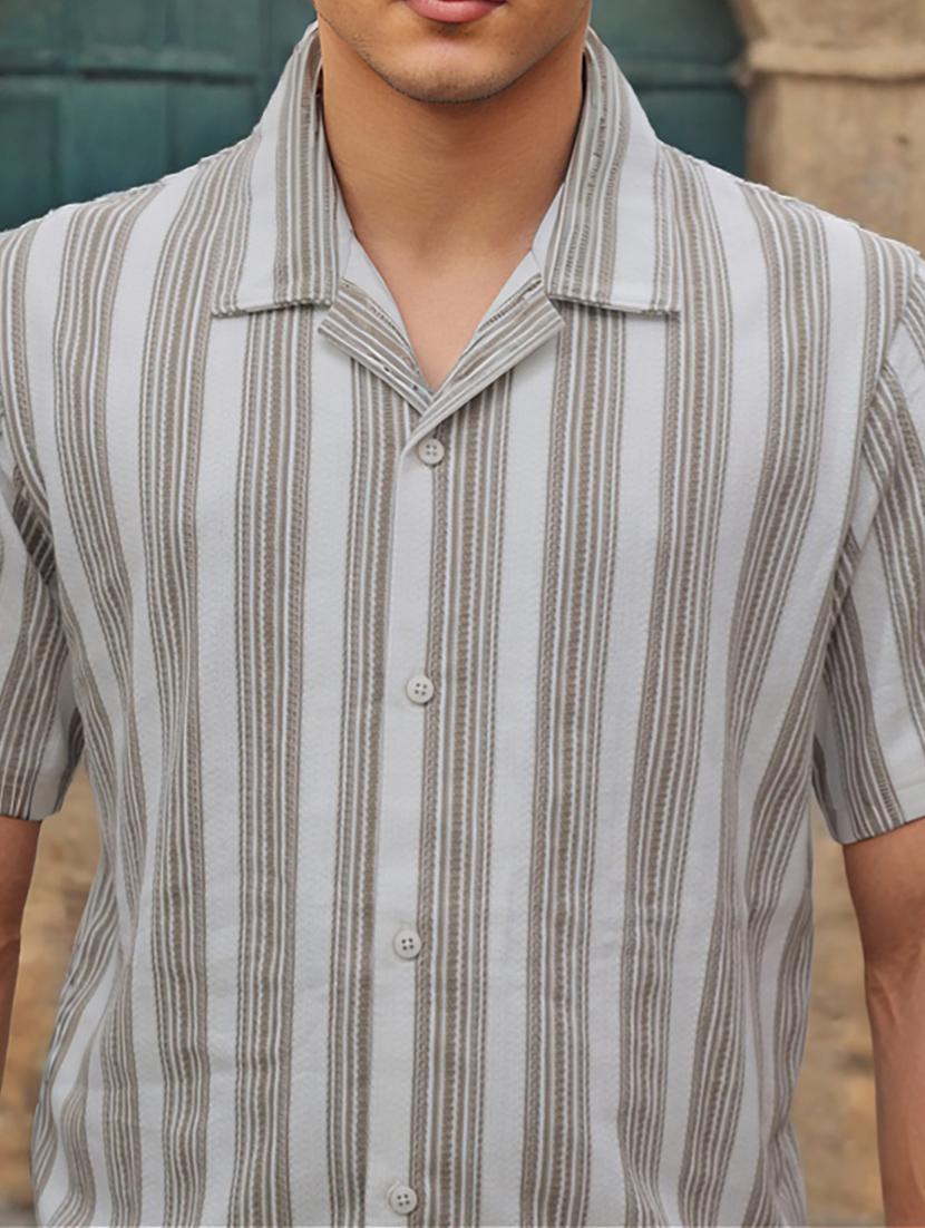 men striped cuban collar loose fit shirt - 22039805 - Standard Image - 4