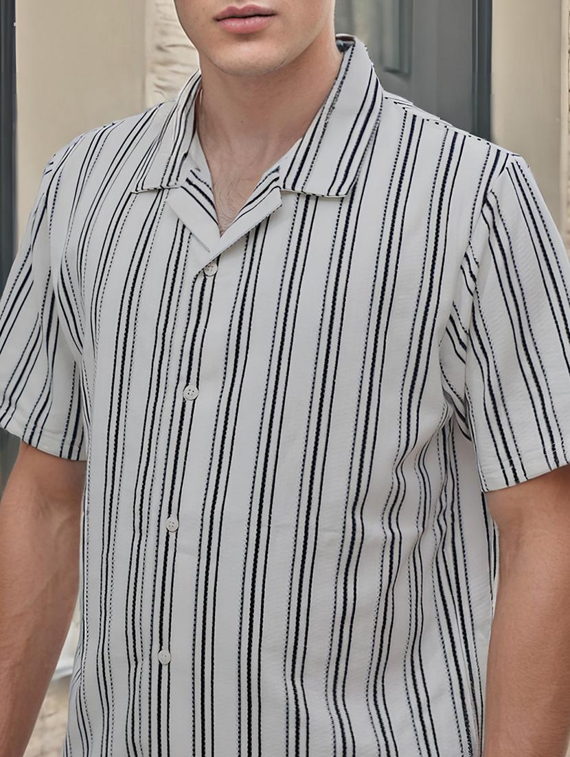 men striped cuban collared loose fit shirt - 22039809 - Standard Image - 4