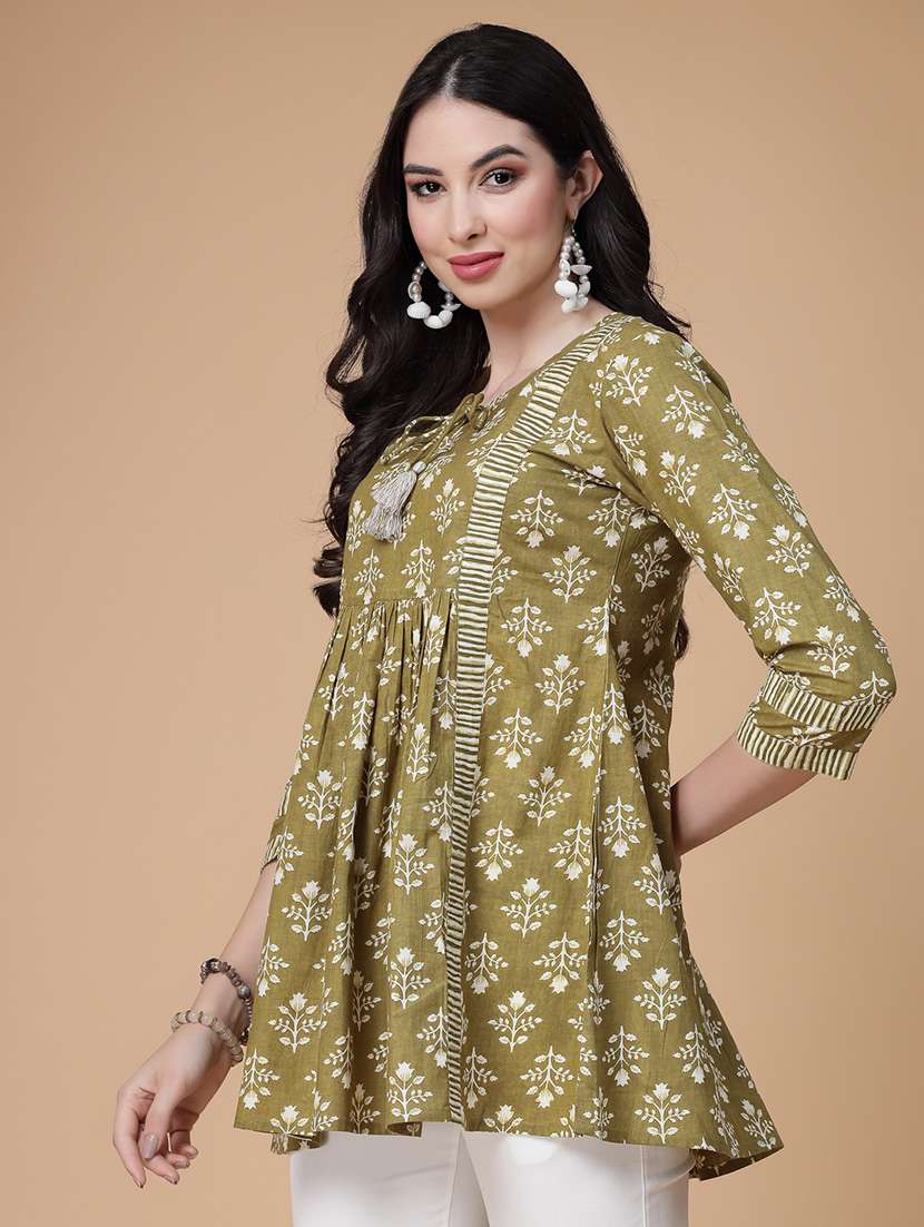 women printed three quarter sleeve flared kurti - 22039814 - Standard Image - 1