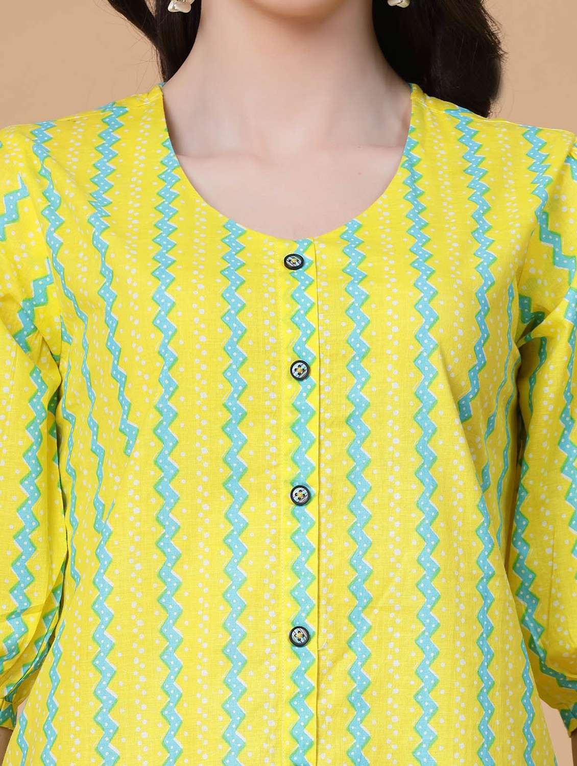 women printed puff sleeve regular top - 22039816 - Standard Image - 4