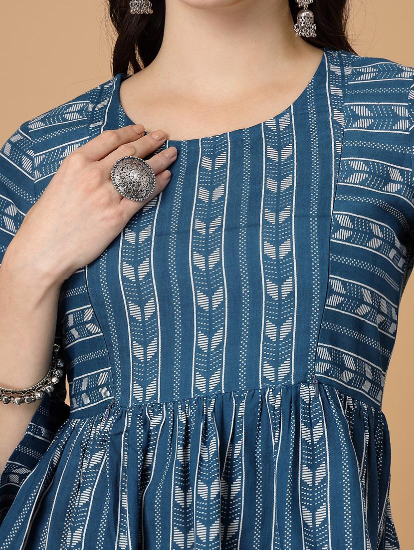 women printed three quarter sleeve flared kurti - 22040475 - Standard Image - 4
