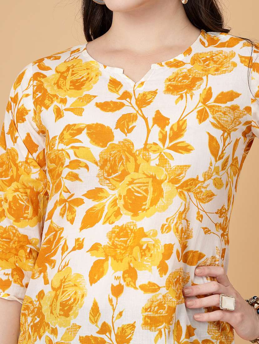 women printed three quarter sleeve straight kurti - 22040852 - Standard Image - 4