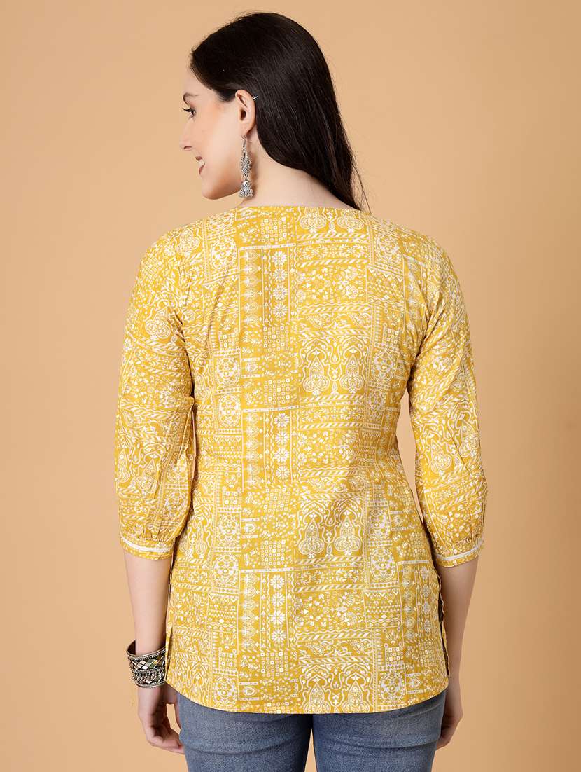 women printed three quarter sleeve straight kurti - 22040855 - Standard Image - 4