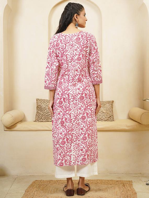 women printed three quarter sleeve straight kurta - 22040894 - Standard Image - 4
