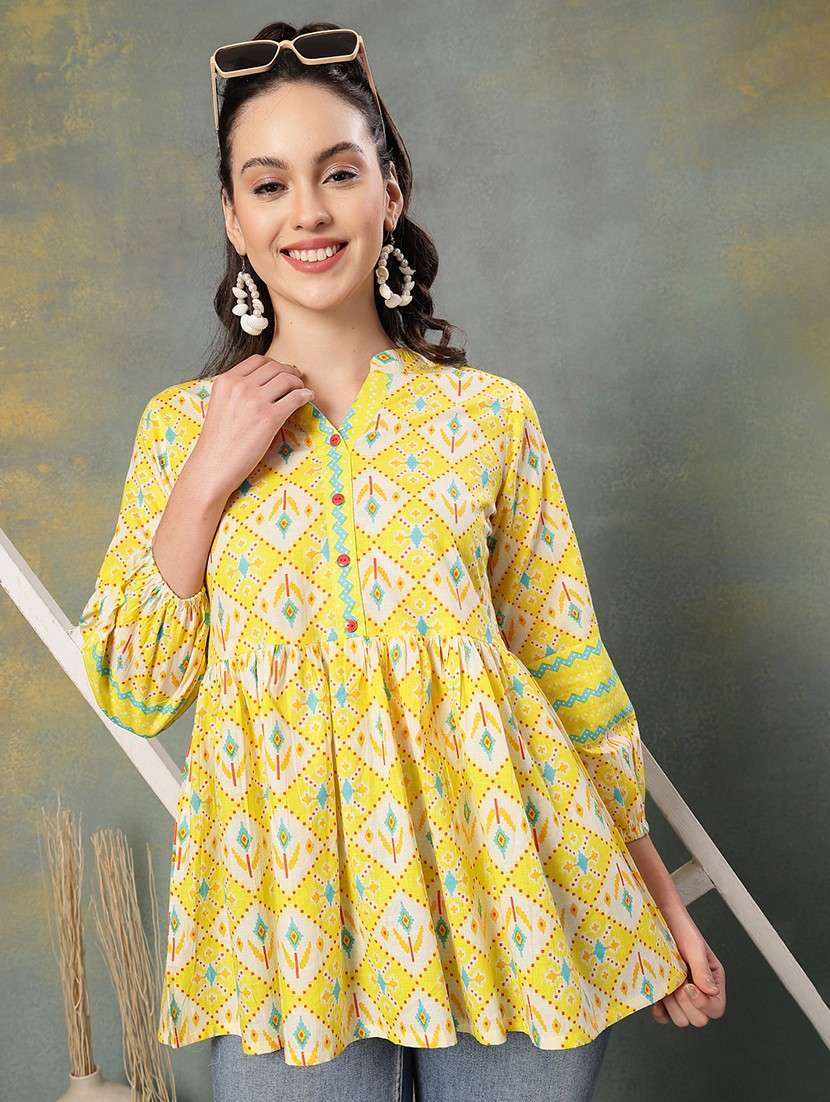 women printed three quarter sleeve flared kurti
