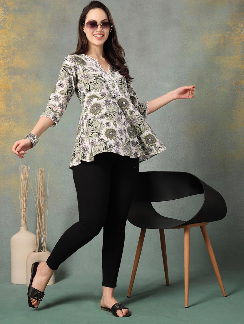 women printed three quarter sleeve flared top - 22041013 - Standard Image - 4