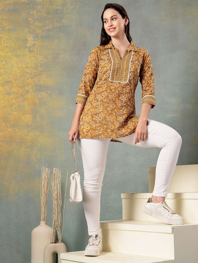 women printed three quarter sleeve straight kurti - 22041028 - Standard Image - 4