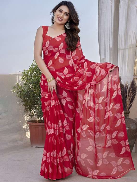 women printed casual wear saree with blouse