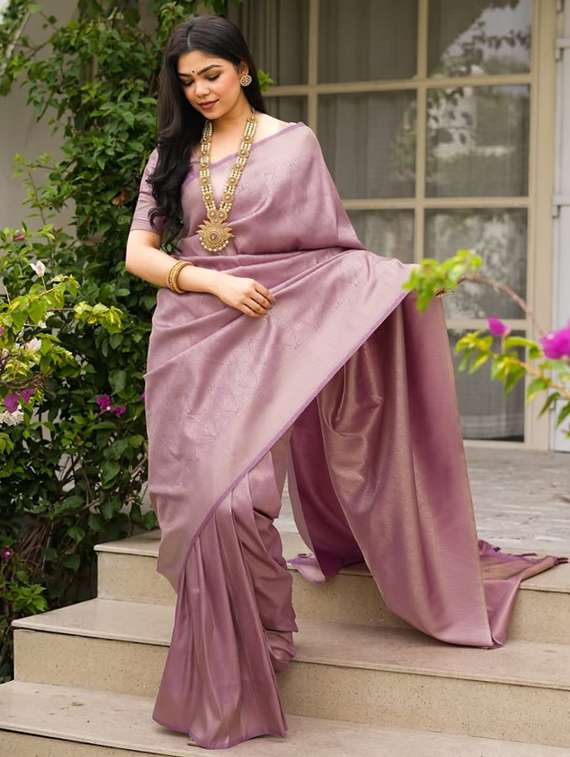 women self design banarasi saree with blouse - 22041111 - Standard Image - 1