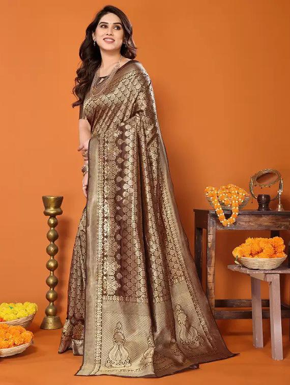 women self design banarasi saree with blouse - 22041118 -  Standard Image - 1