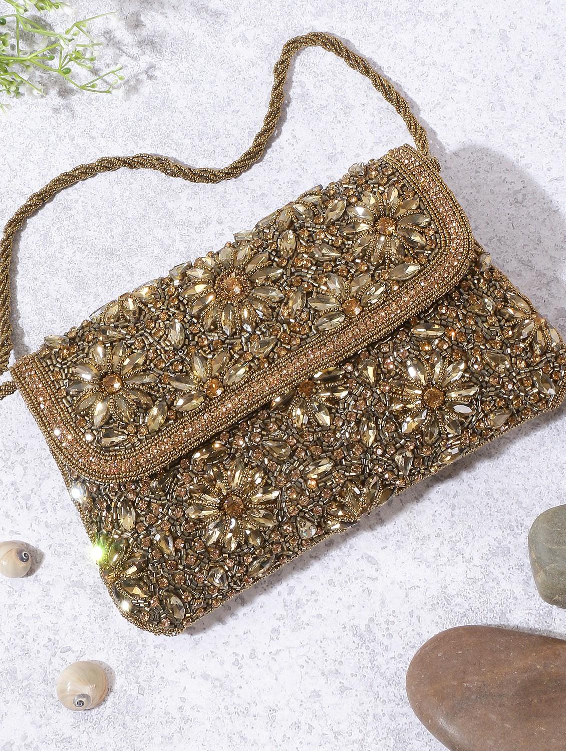 women embellished clutch - 22041156 - Zoom Image - 0