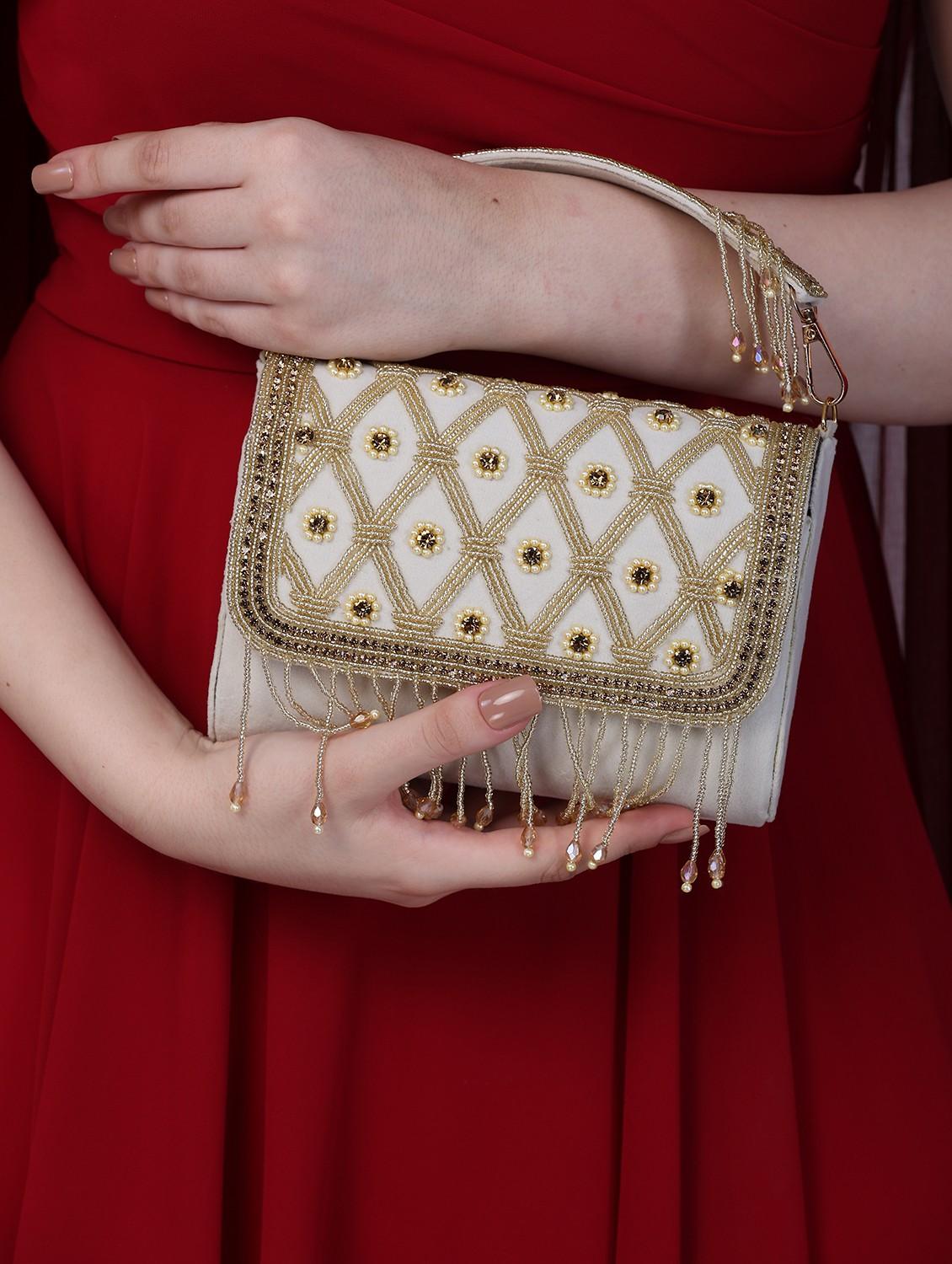 women embellished clutche - 22041190 -  Standard Image - 1