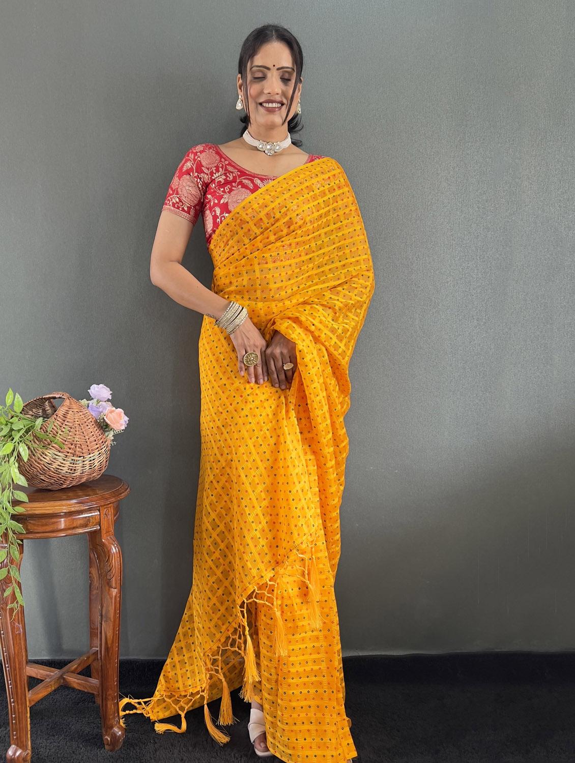 women bandhani printed saree with blouse - 22041436 - Standard Image - 1