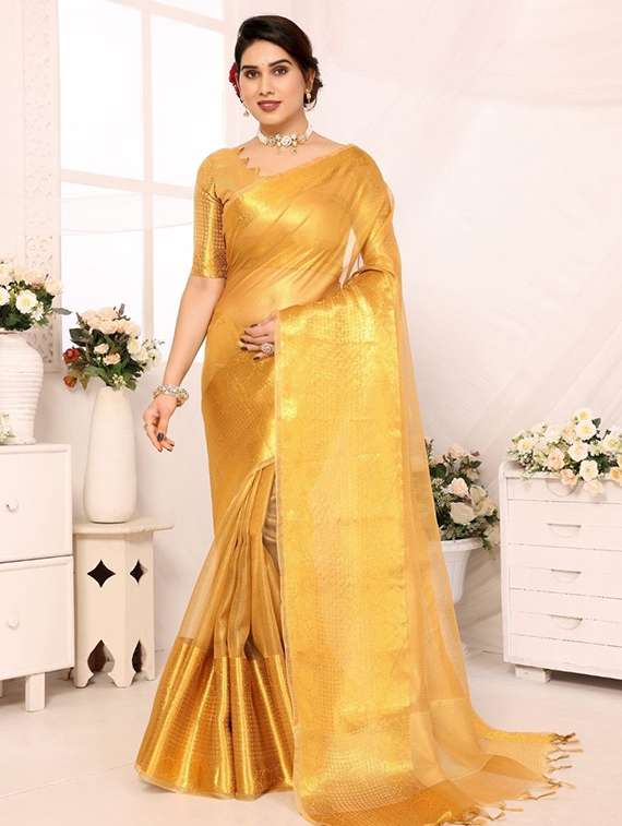 women solid with bordered saree with blouse