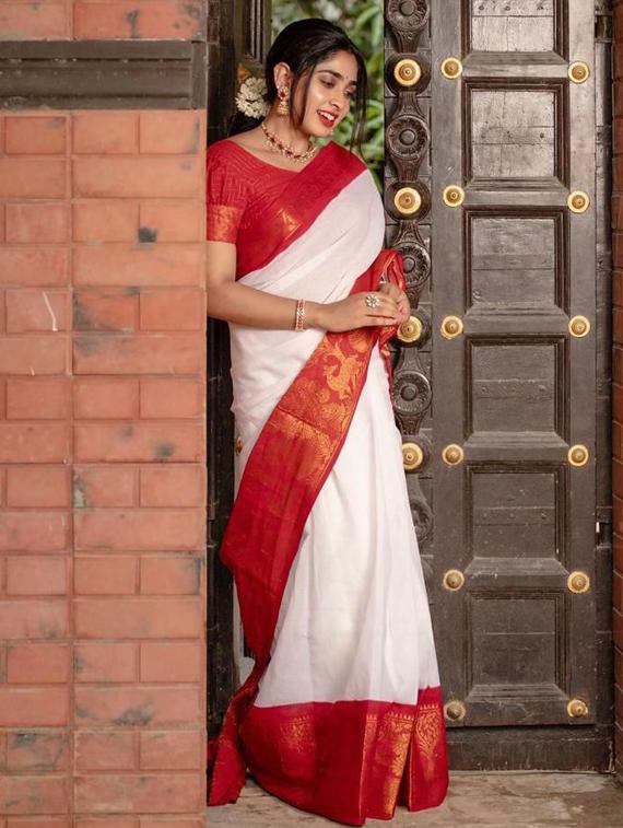 women solid with bordered saree with blouse - 22041465 - Standard Image - 1