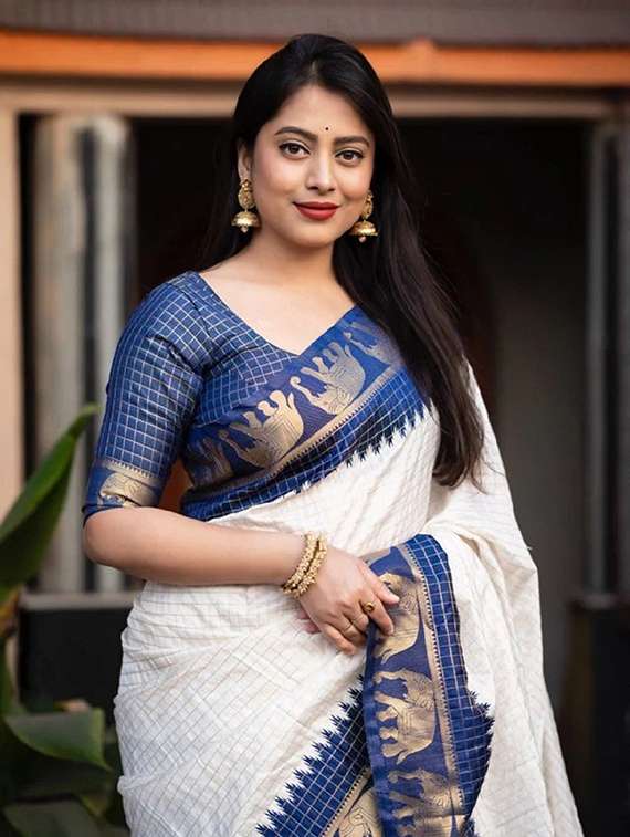 women checkered bordered saree with blouse - 22041473 - Standard Image - 1