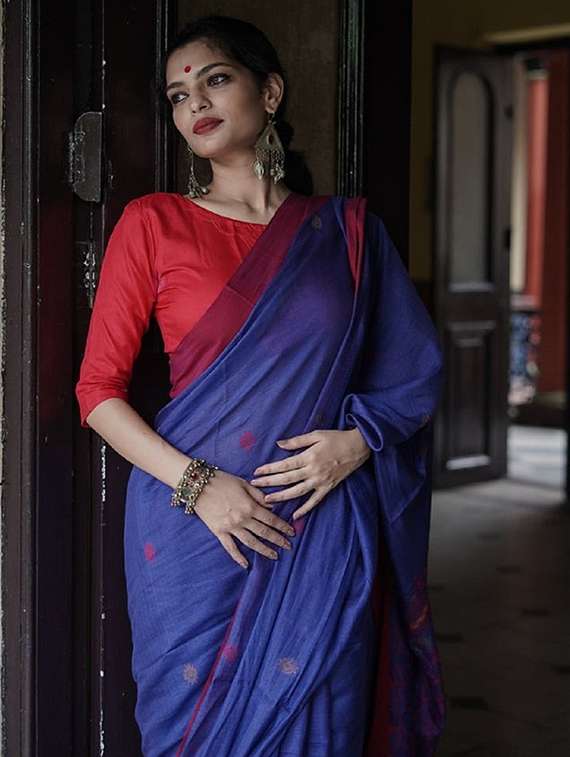 women self design chanderi saree with blouse - 22041476 -  Standard Image - 4
