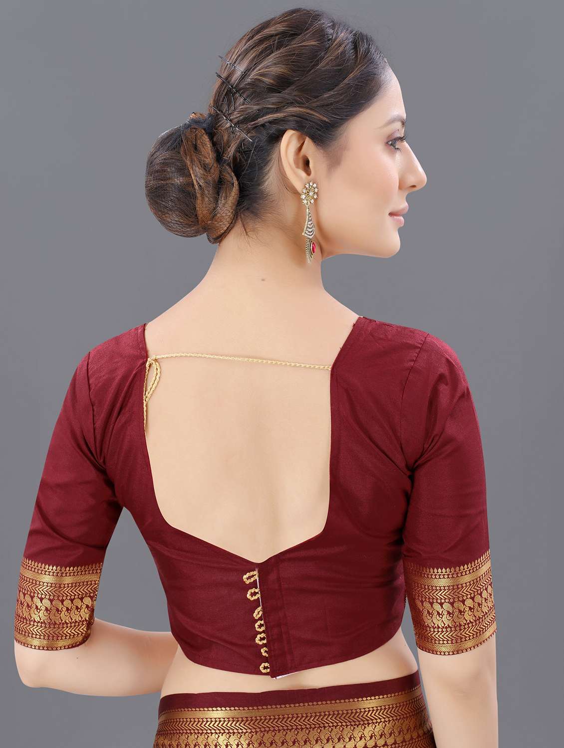 women solid with bordered saree with blouse - 22041570 - Standard Image - 4