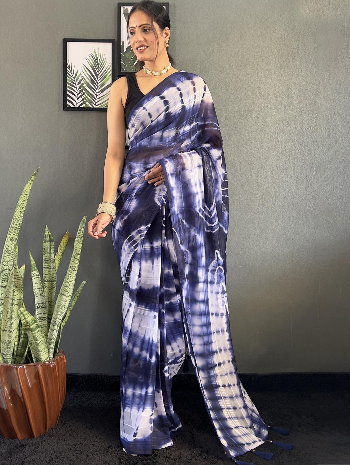 women tie & dye printed saree with blouse - 22041636 - Standard Image - 4