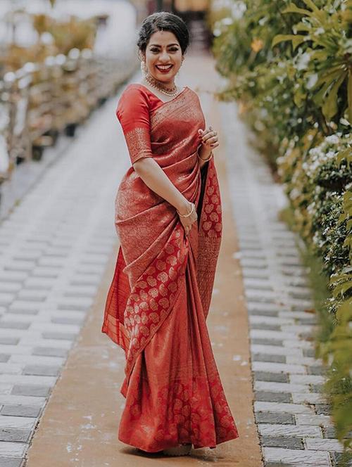 women self design banarasi saree with blouse - 22041695 - Standard Image - 0