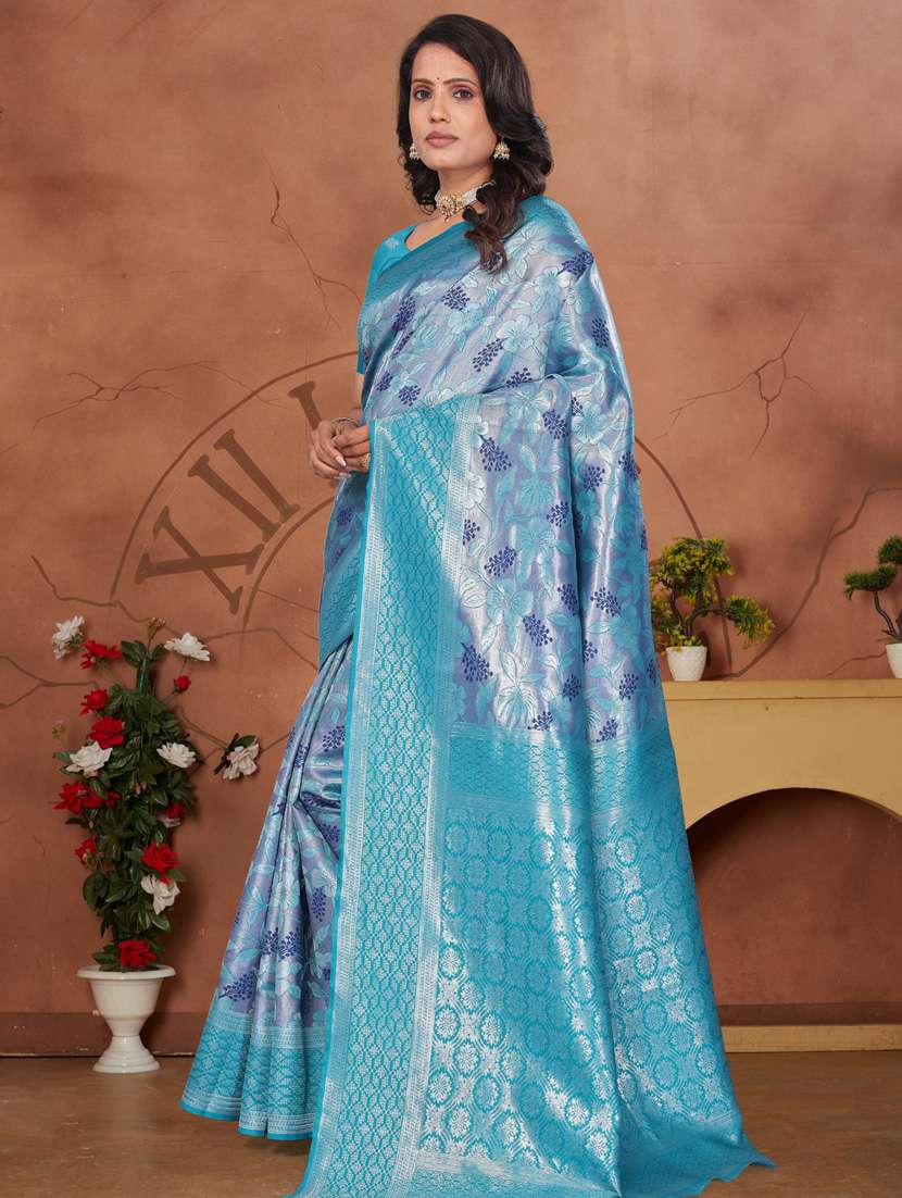 women floral printed bordered saree with blouse - 22041734 -  Standard Image - 1