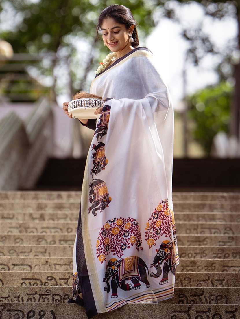 women printed casual wear saree with blouse