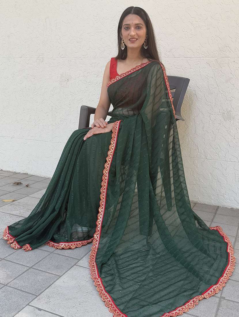women striped bordered saree with blouse - 22041751 -  Standard Image - 1