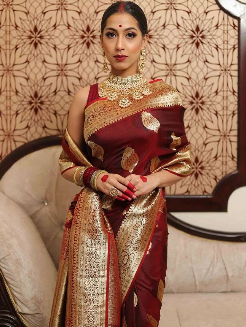 women self design banarasi saree with blouse - 22041770 -  Standard Image - 1