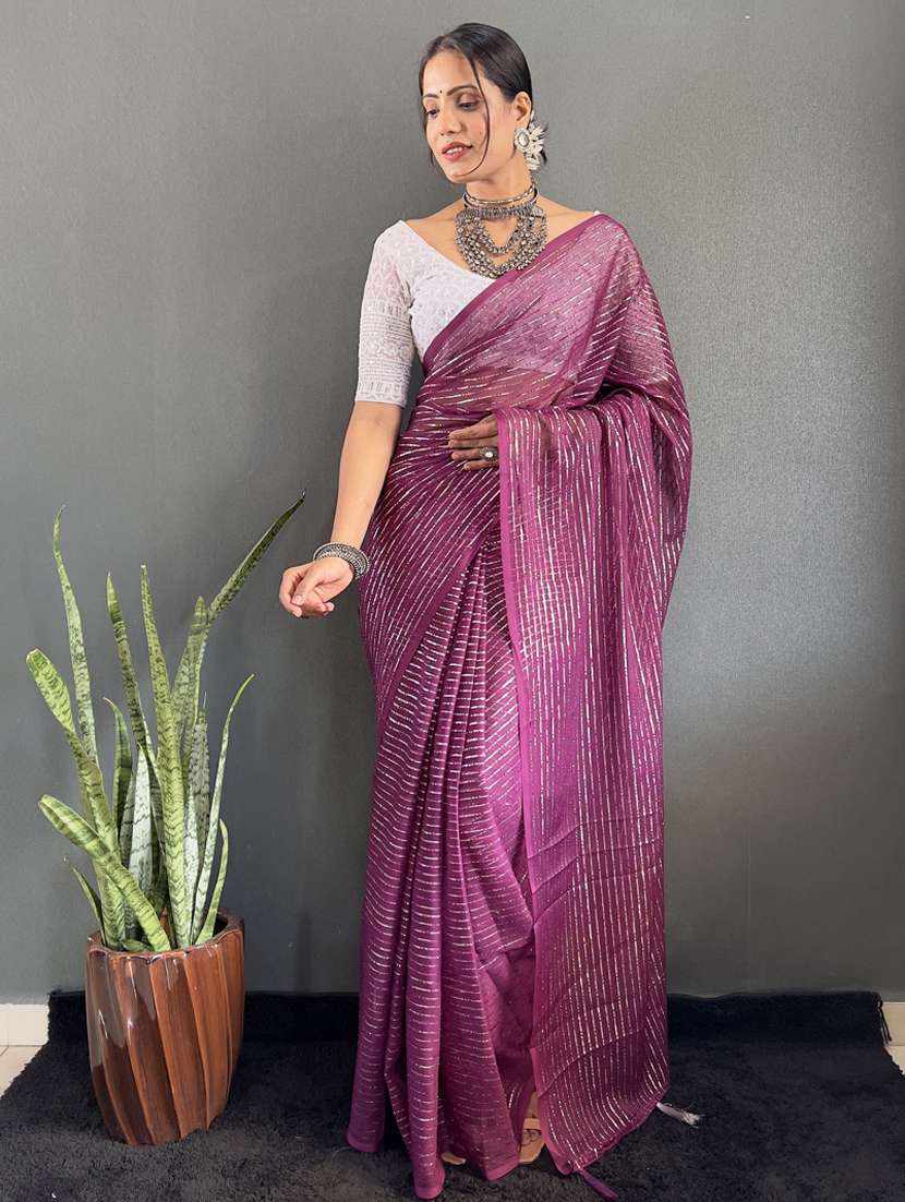 women striped printed saree with blouse - 22041800 - Standard Image - 4