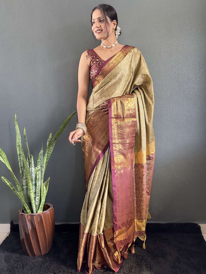women self design bordered saree with blouse - 22041808 -  Standard Image - 4