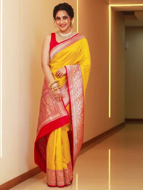 women self design bordered saree with blouse - 22041814 -  Standard Image - 0