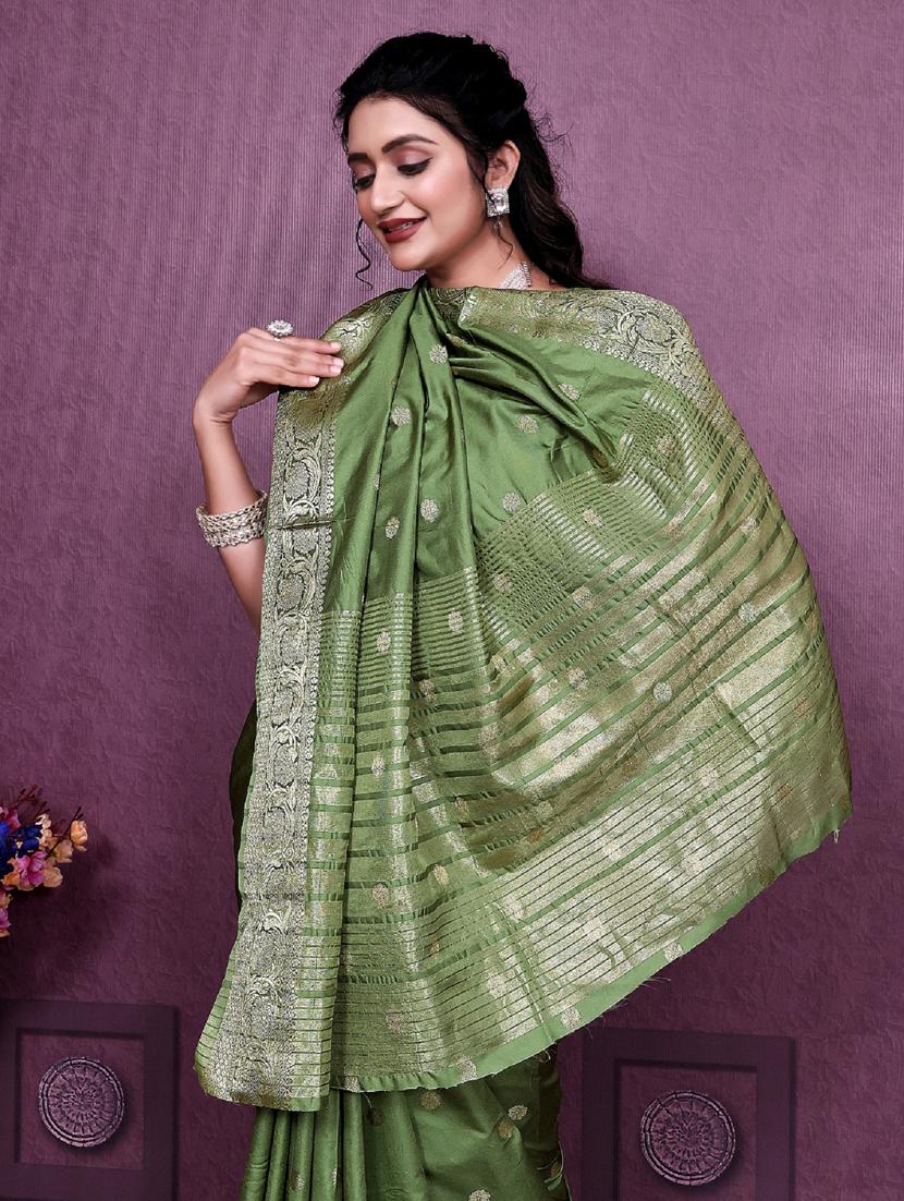 women self design banarasi saree with blouse - 22041825 - Standard Image - 4