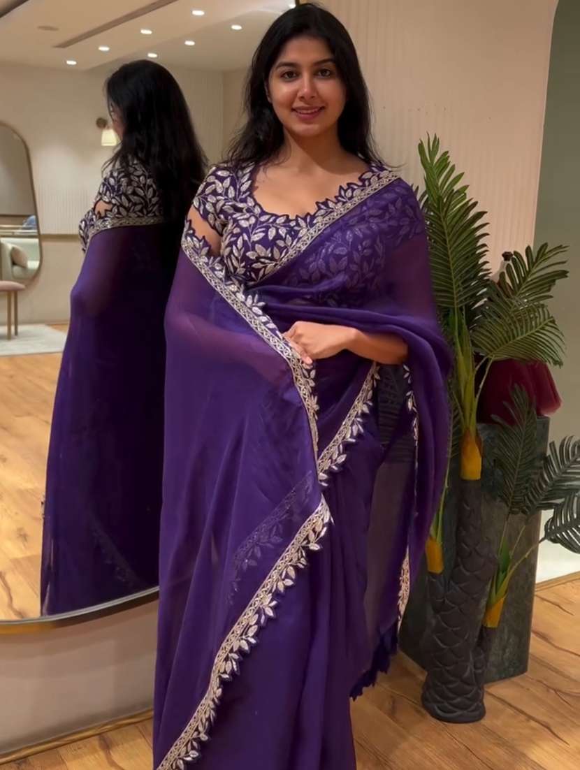 women solid with bordered saree with blouse - 22041866 - Standard Image - 1