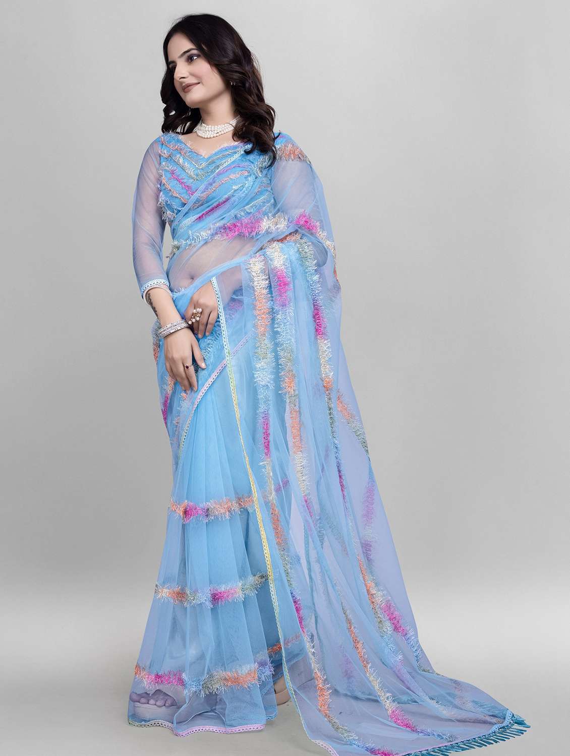women solid with work embroidered saree with blouse - 22041871 -  Standard Image - 1