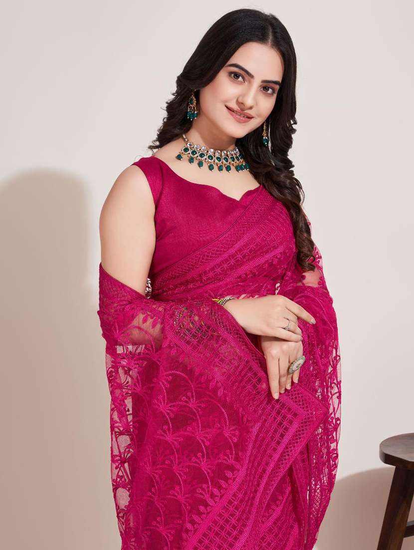 women solid with work embroidered saree with blouse - 22041877 - Standard Image - 4