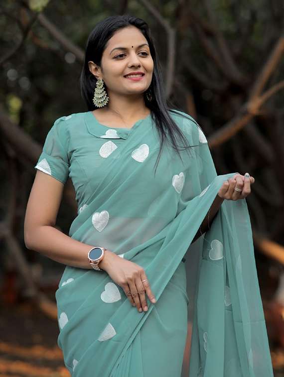 women solid with work embroidered saree with blouse - 22041912 -  Standard Image - 1