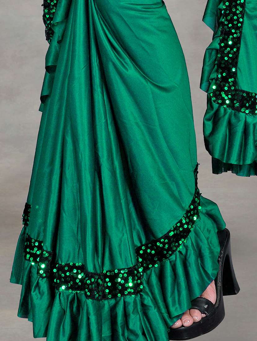 women solid with ruffle bordered saree with blouse - 22041938 - Standard Image - 4