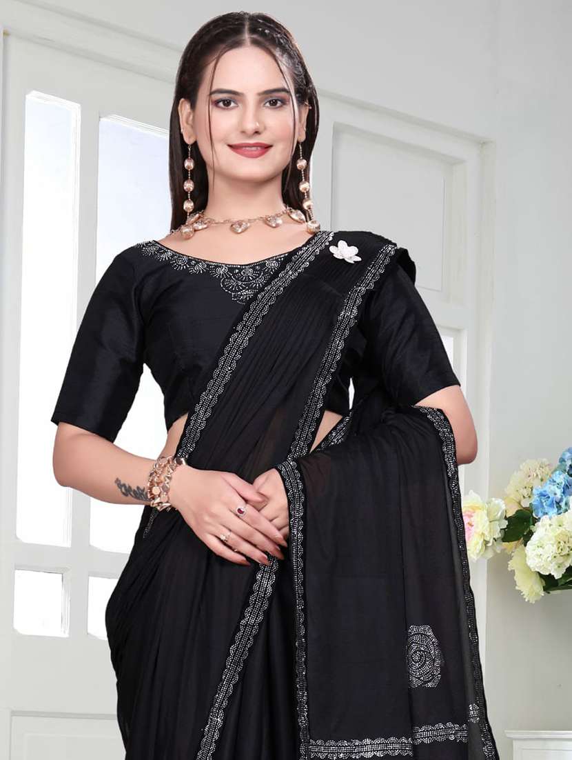 women black embellished saree with blouse - 22041956 - Standard Image - 4