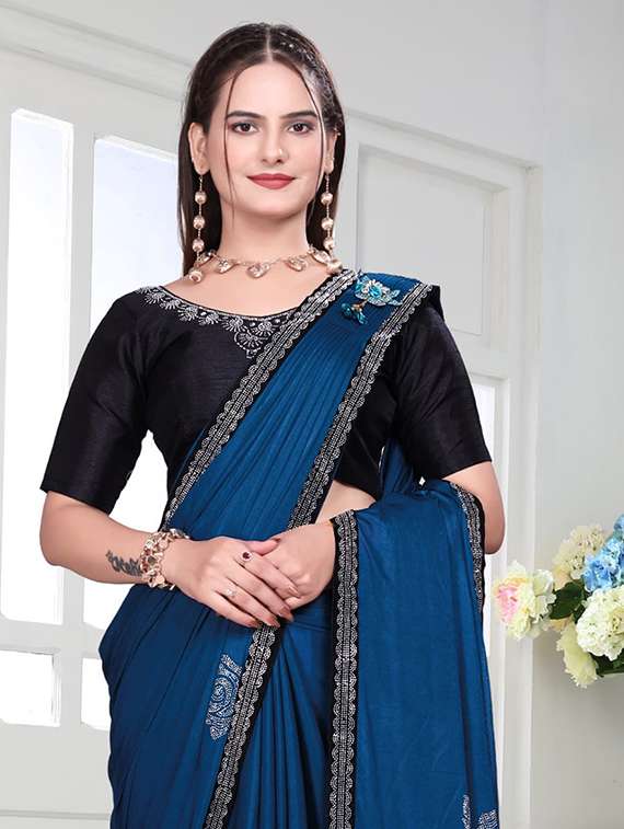 women printed bordered saree with blouse - 22041957 - Standard Image - 4