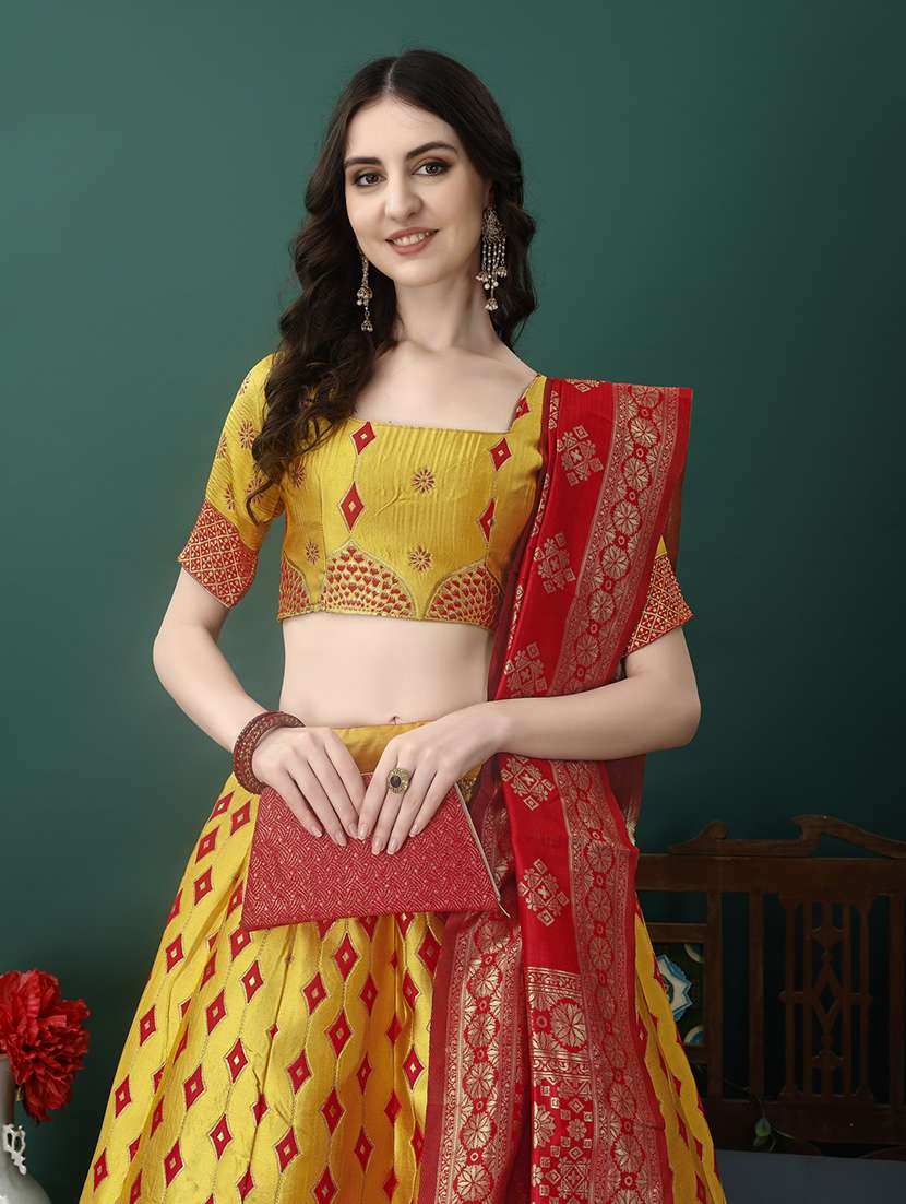 women self design flared unstitched lehenga - 22042085 -  Standard Image - 4