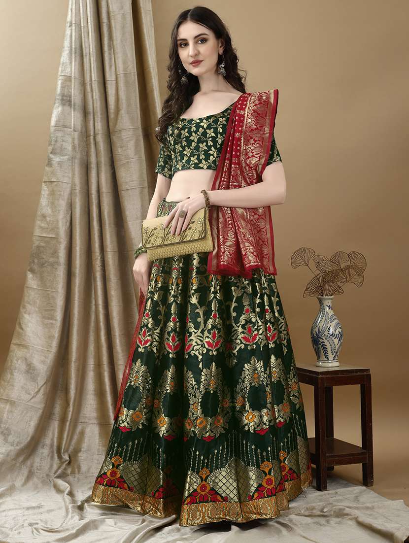 women self design flared unstitched lehenga